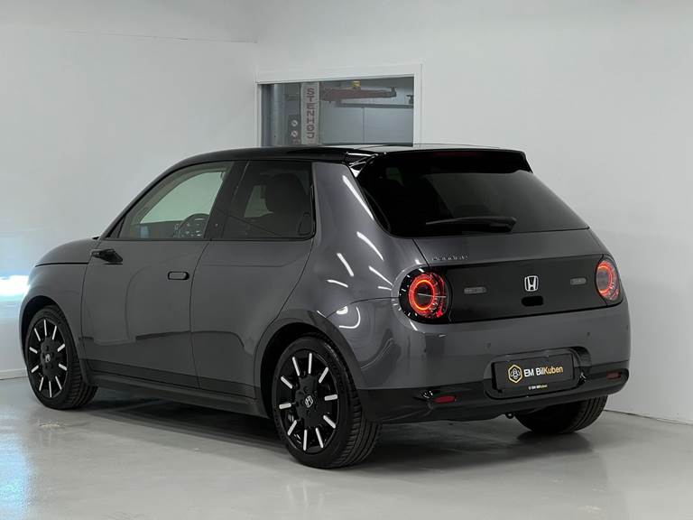 Honda e Advance
