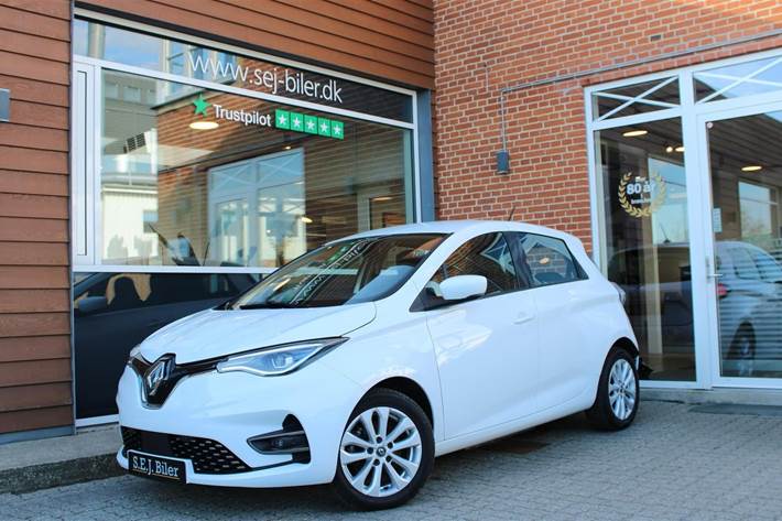 Hvid Renault Zoe fra 2022 set udefra