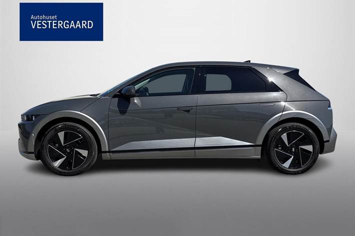 Grå Hyundai Ioniq 5 fra 2026