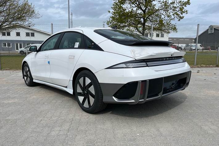 Hvid Hyundai Ioniq 6 fra 2026