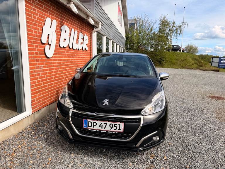 Peugeot 208 1,6 BlueHDi Desire Sky 100HK 5d