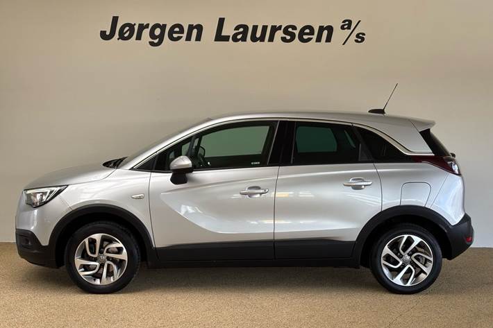 Sølv Opel Crossland X fra 2018