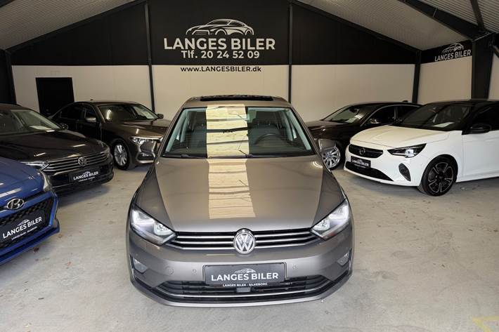 Grå VW Golf Sportsvan fra 2015