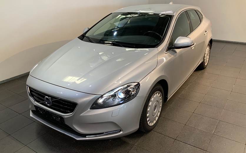 Volvo V40 2,0 D3 150 Momentum aut.