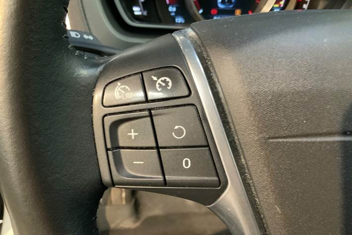 Sølv Volvo V40 fra 2016