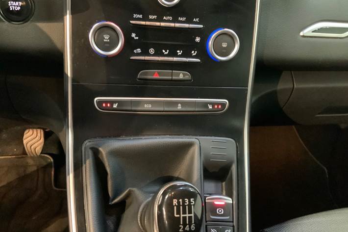 Sort Renault Scenic IV fra 2016