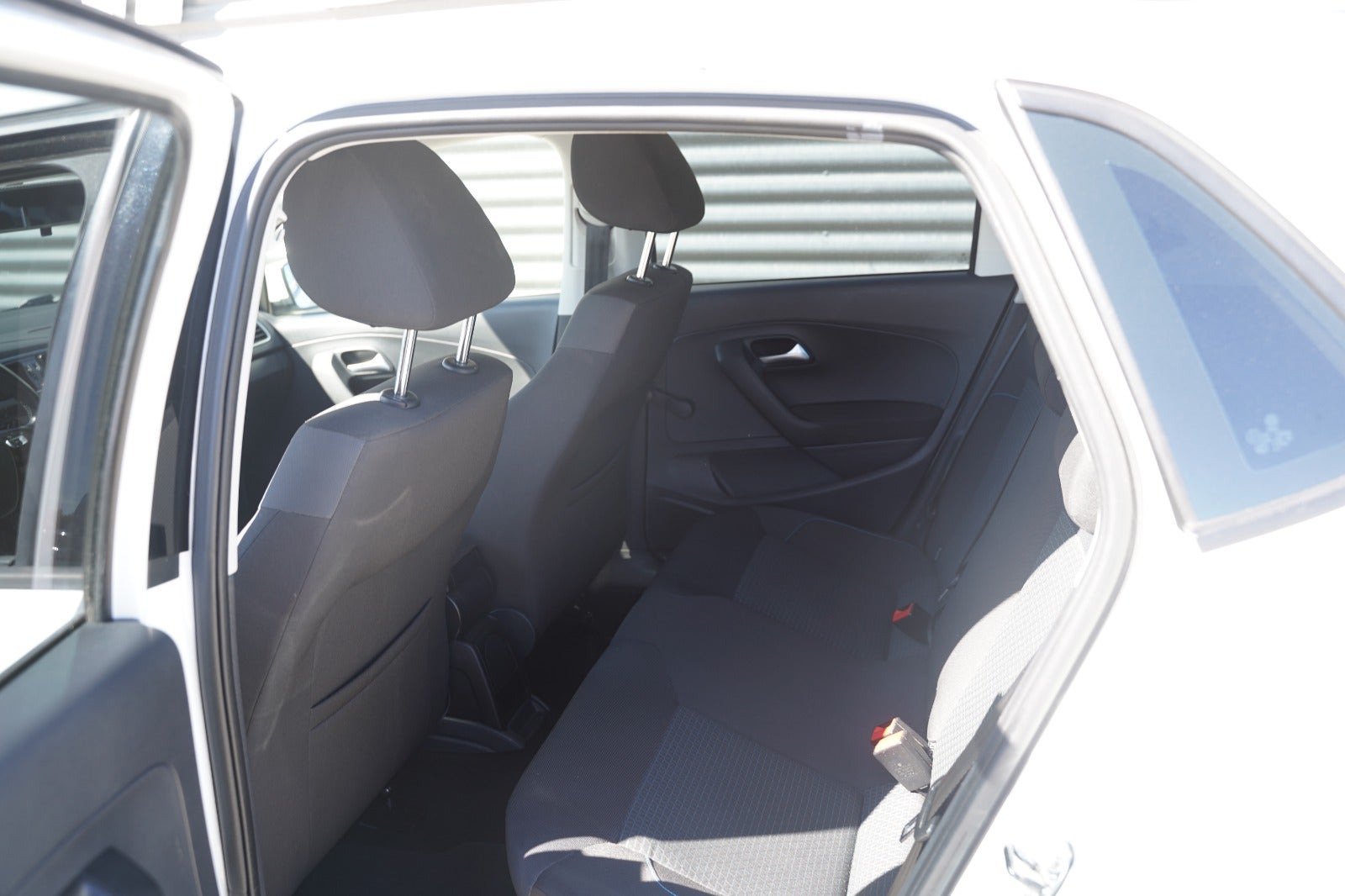 Hvid VW Polo fra 2015