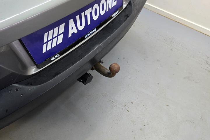 Grå VW Tiguan fra 2008