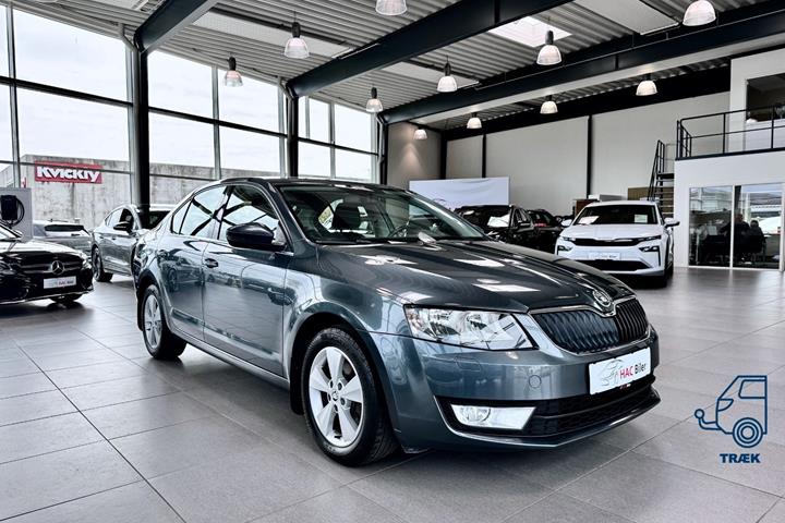 Grå Skoda Octavia fra 2014