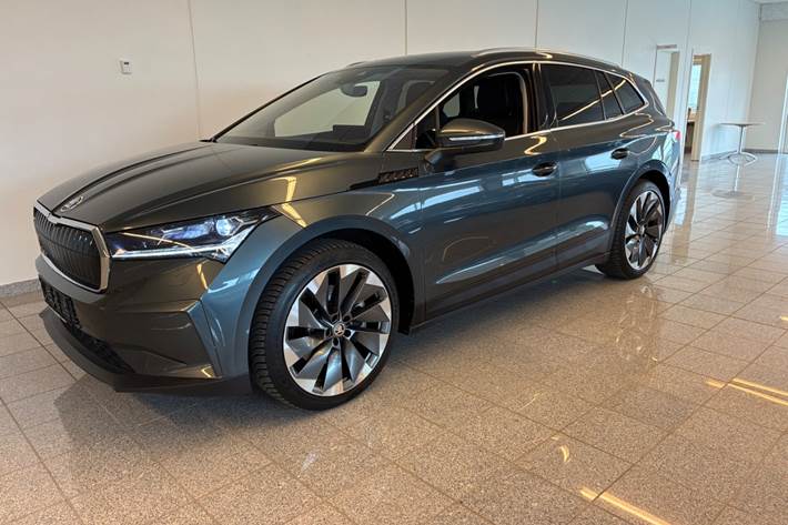 Grå Skoda Enyaq fra 2021