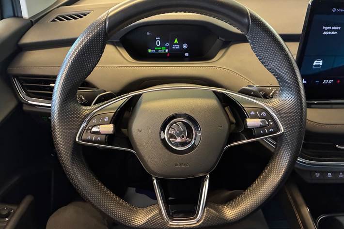 Grå Skoda Enyaq fra 2021