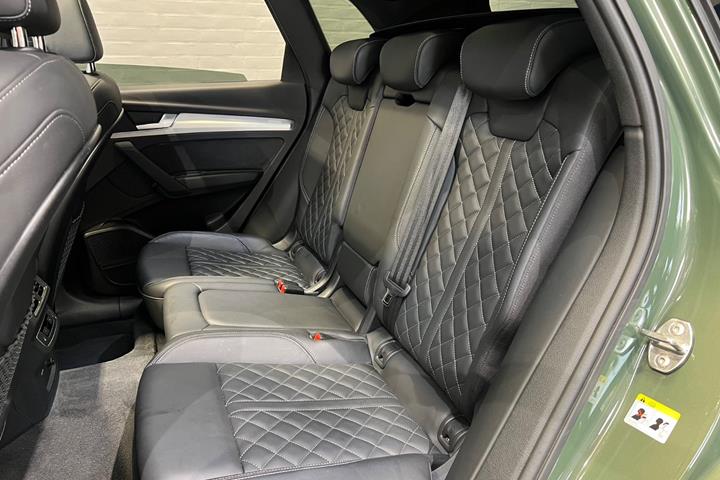 Grøn Audi Q5 fra 2024