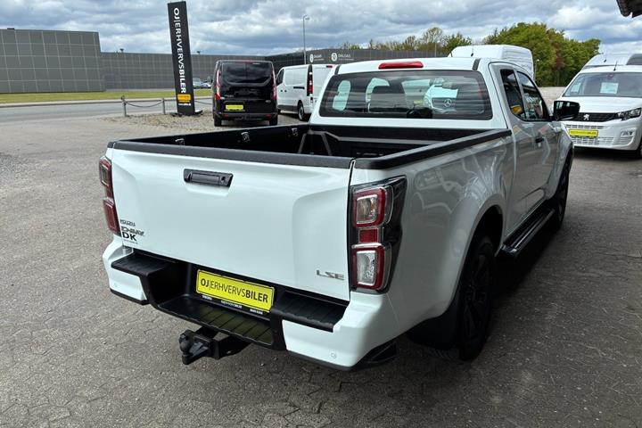 Hvid Isuzu D-Max fra 2022