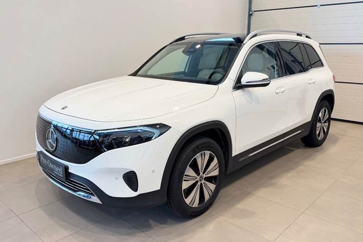 Hvid Mercedes EQB250+ fra 2025