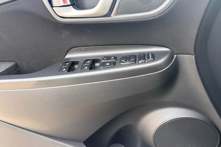 Blå Hyundai Kona fra 2020