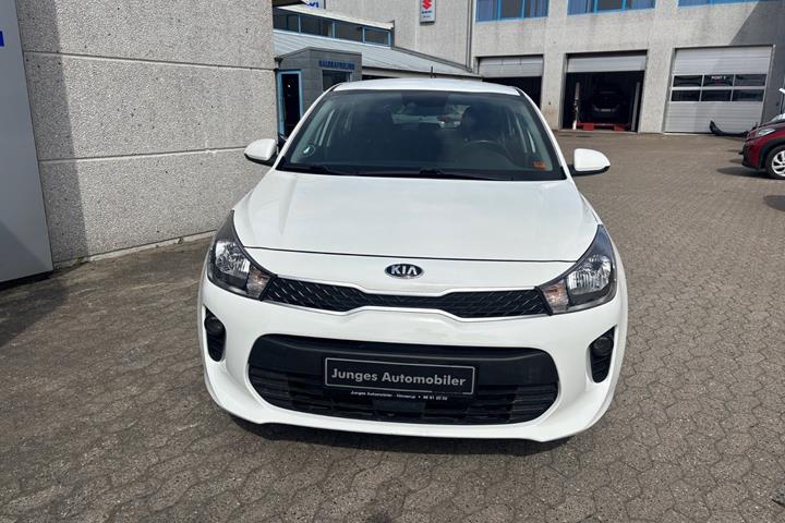 Hvid Kia Rio fra 2018