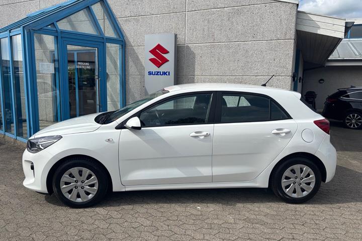 Hvid Kia Rio fra 2018