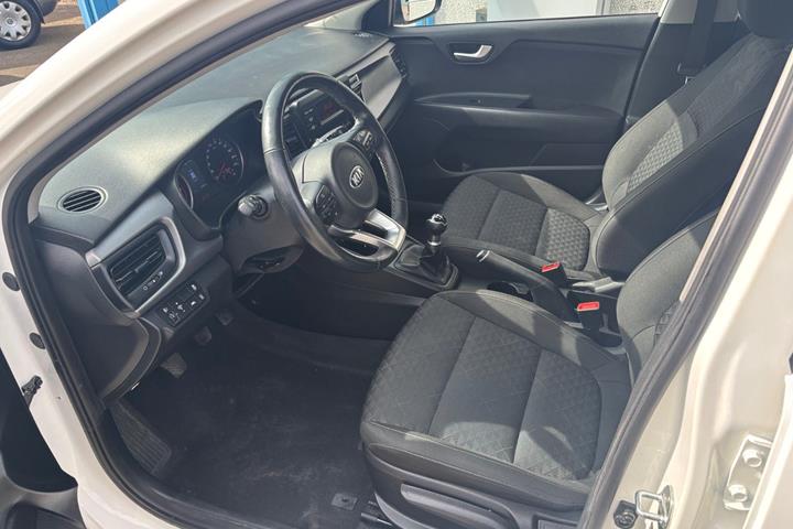 Hvid Kia Rio fra 2018