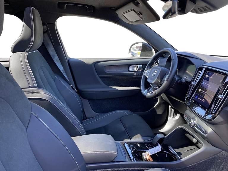 Volvo XC40 P8 Recharge Twin Ultimate AWD 408HK 5d Aut.
