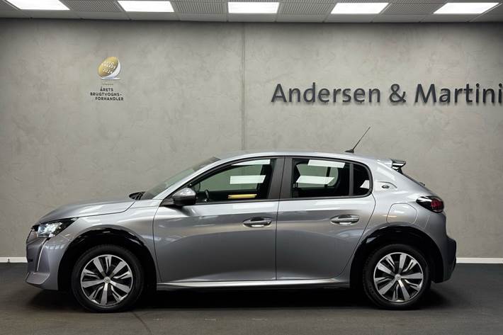 Grå Peugeot e-208 fra 2020