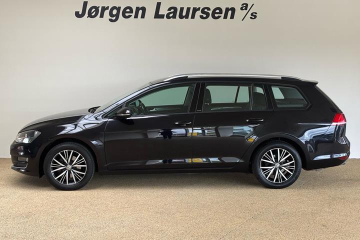 Sort VW Golf fra 2017