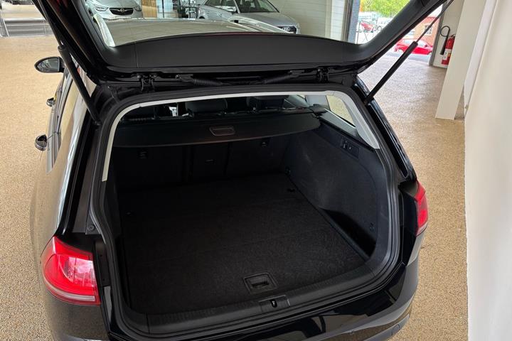 Sort VW Golf fra 2017