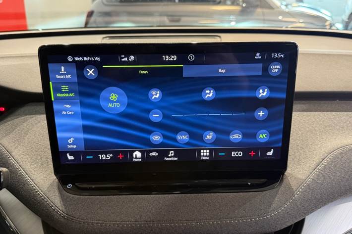 Grøn Skoda Enyaq fra 2022