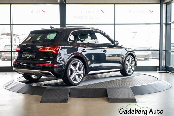 Sort Audi Q5 fra 2019