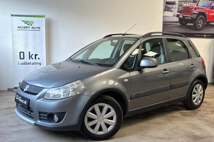 undefined Suzuki SX4 fra 2008 set udefra