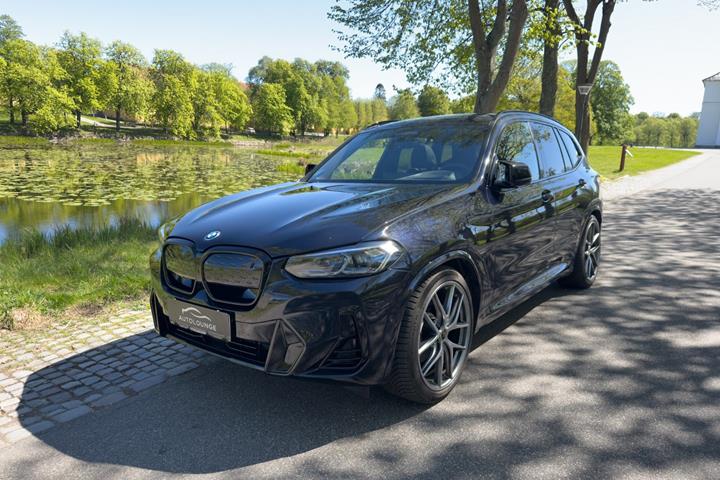 Sort BMW iX3 fra 2022