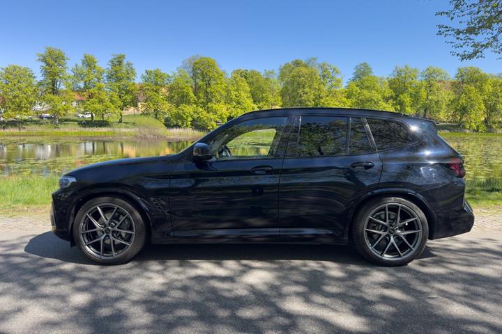 Sort BMW iX3 fra 2022