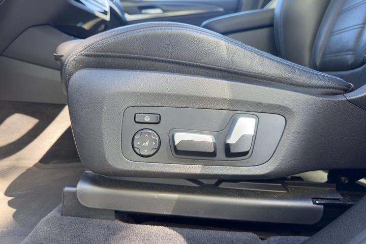 Sort BMW iX3 fra 2022