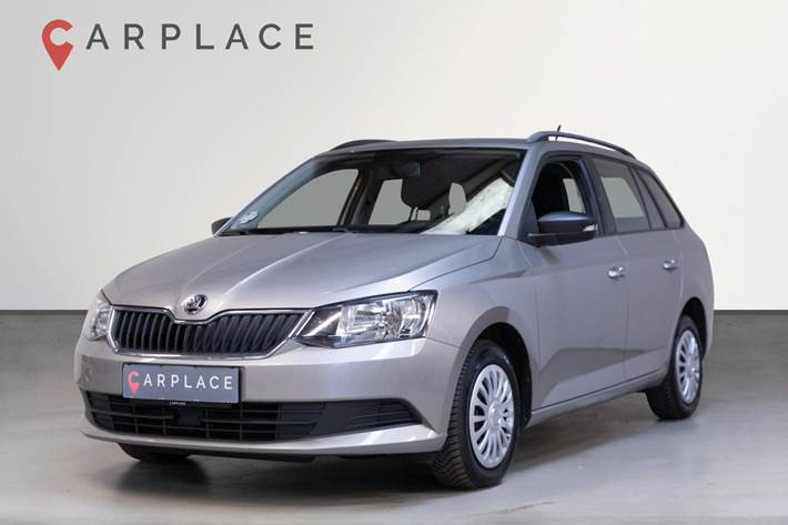 Beige Skoda Fabia fra 2018