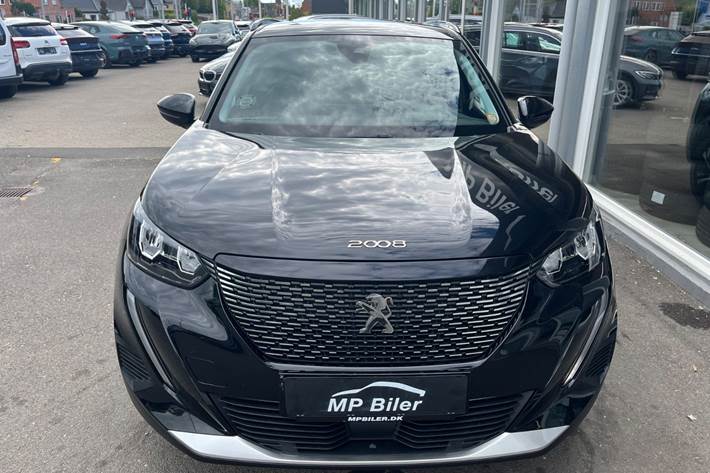Sort Peugeot 2008 fra 2022