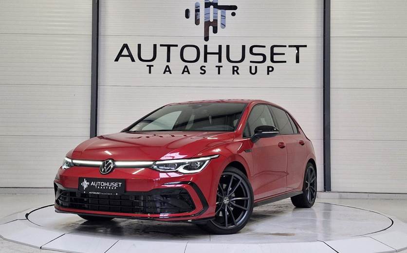 VW Golf VIII 2,0 TSi 190 R-line DSG
