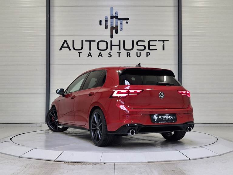VW Golf VIII 2,0 TSi 190 R-line DSG