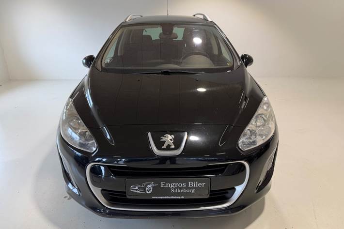 Sort Peugeot 308 fra 2012