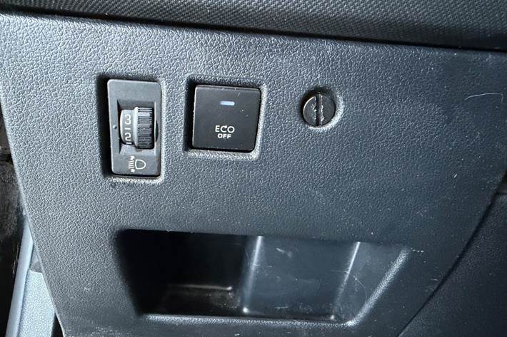 Sort Peugeot 308 fra 2012