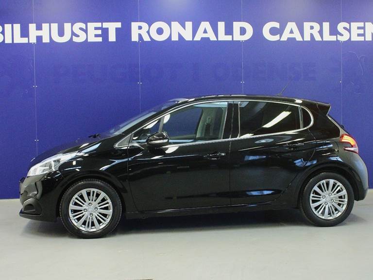 Peugeot 208 1,2 PureTech 82 Velvet