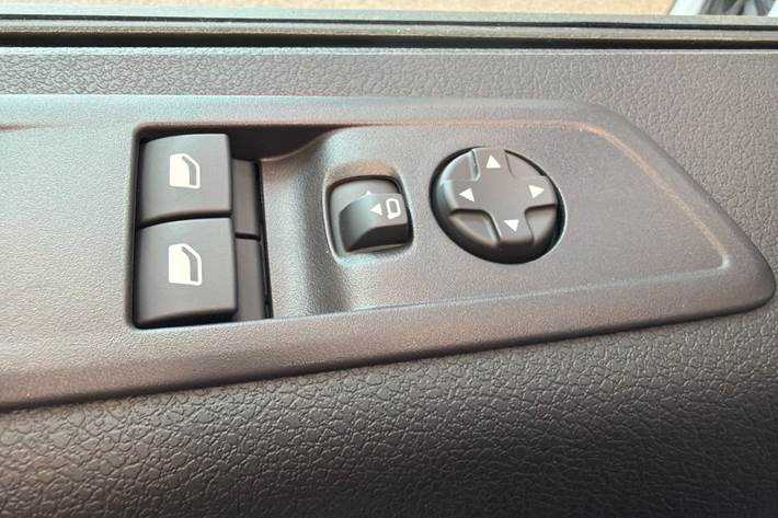 Hvid Toyota ProAce fra 2026