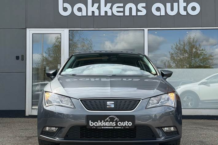 Grå Seat Leon fra 2017