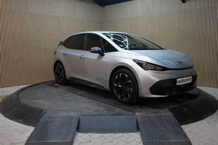 Grå Cupra Born fra 2023