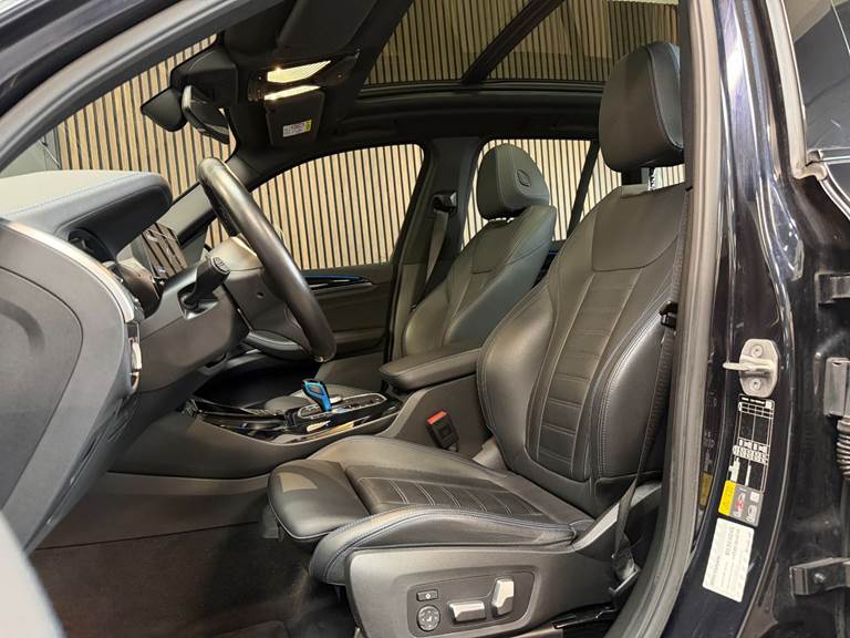 BMW iX3 Charged Plus M-Sport