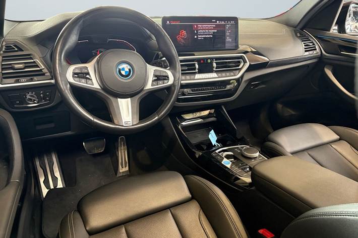 Blå BMW iX3 fra 2023