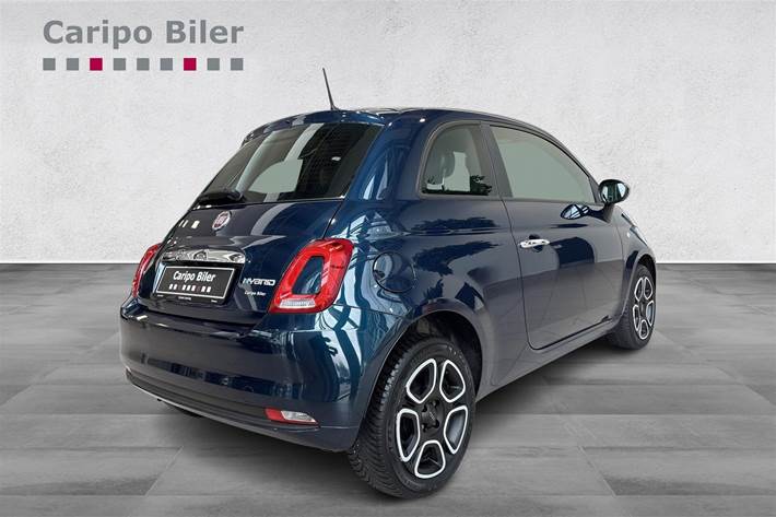 Blå Fiat 500 fra 2022