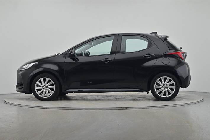 Sort Toyota Yaris fra 2022