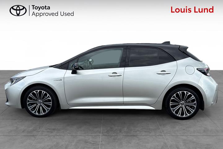Sølv Toyota Corolla fra 2020