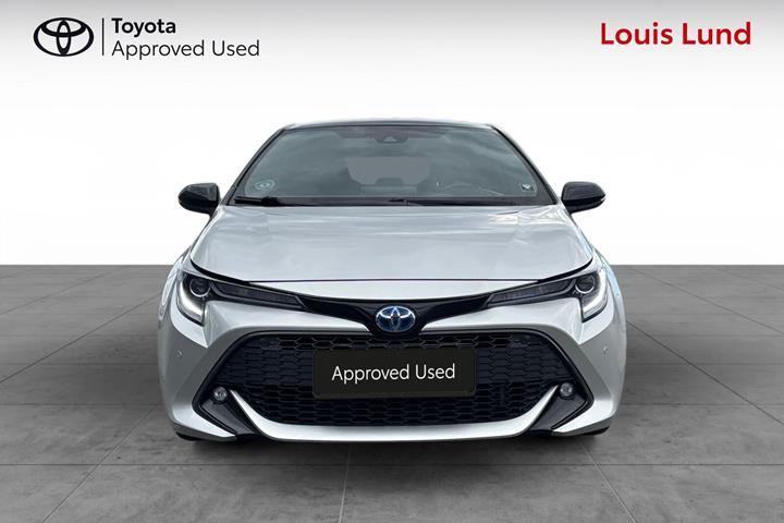 Sølv Toyota Corolla fra 2020