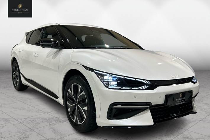 Hvid Kia EV6 fra 2024 set udefra