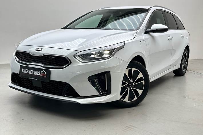 Hvid Kia Ceed fra 2021